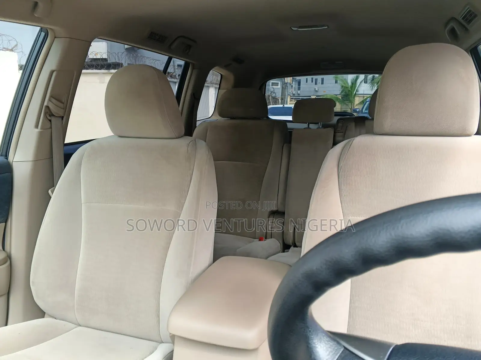 Toyota Highlander 2012 Gold