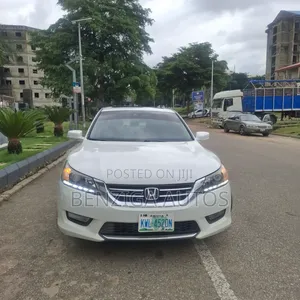 Honda Accord 2013 White