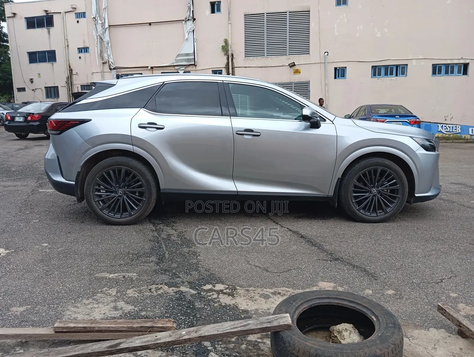 Lexus RX 2025 Silver
