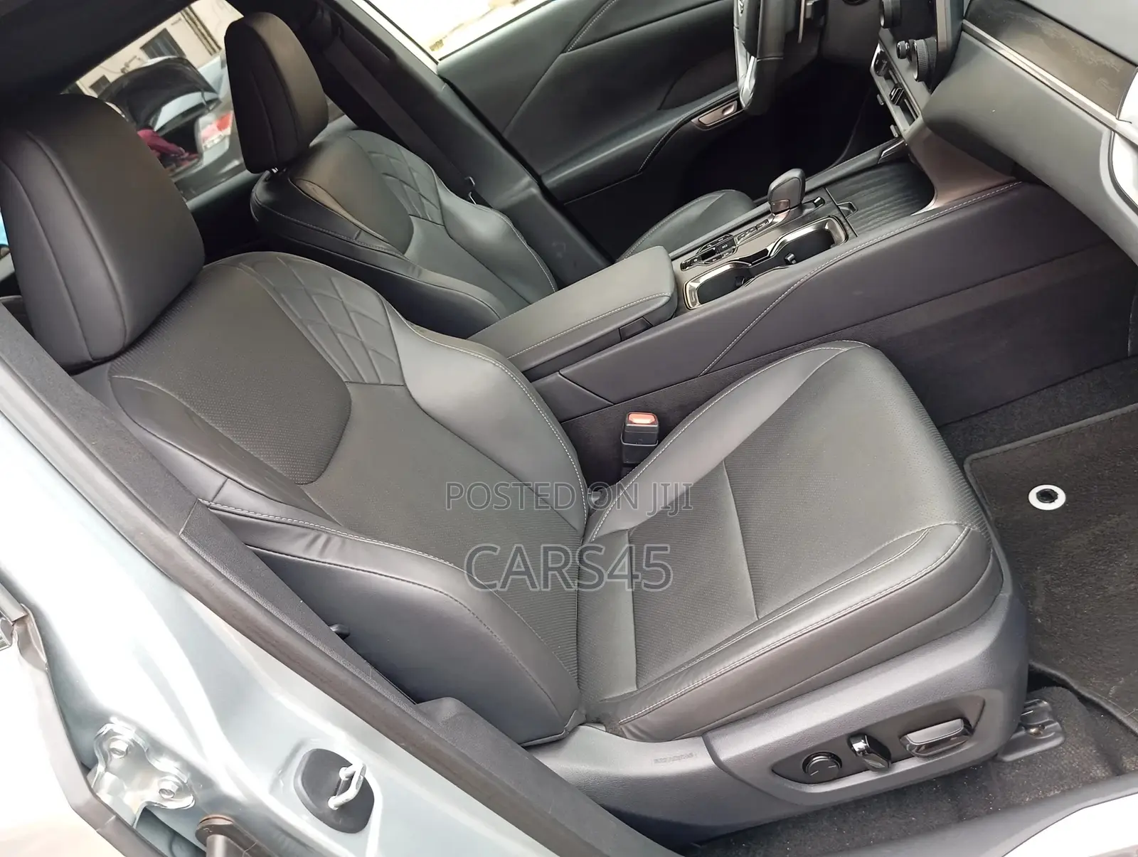 Lexus RX 2025 Silver