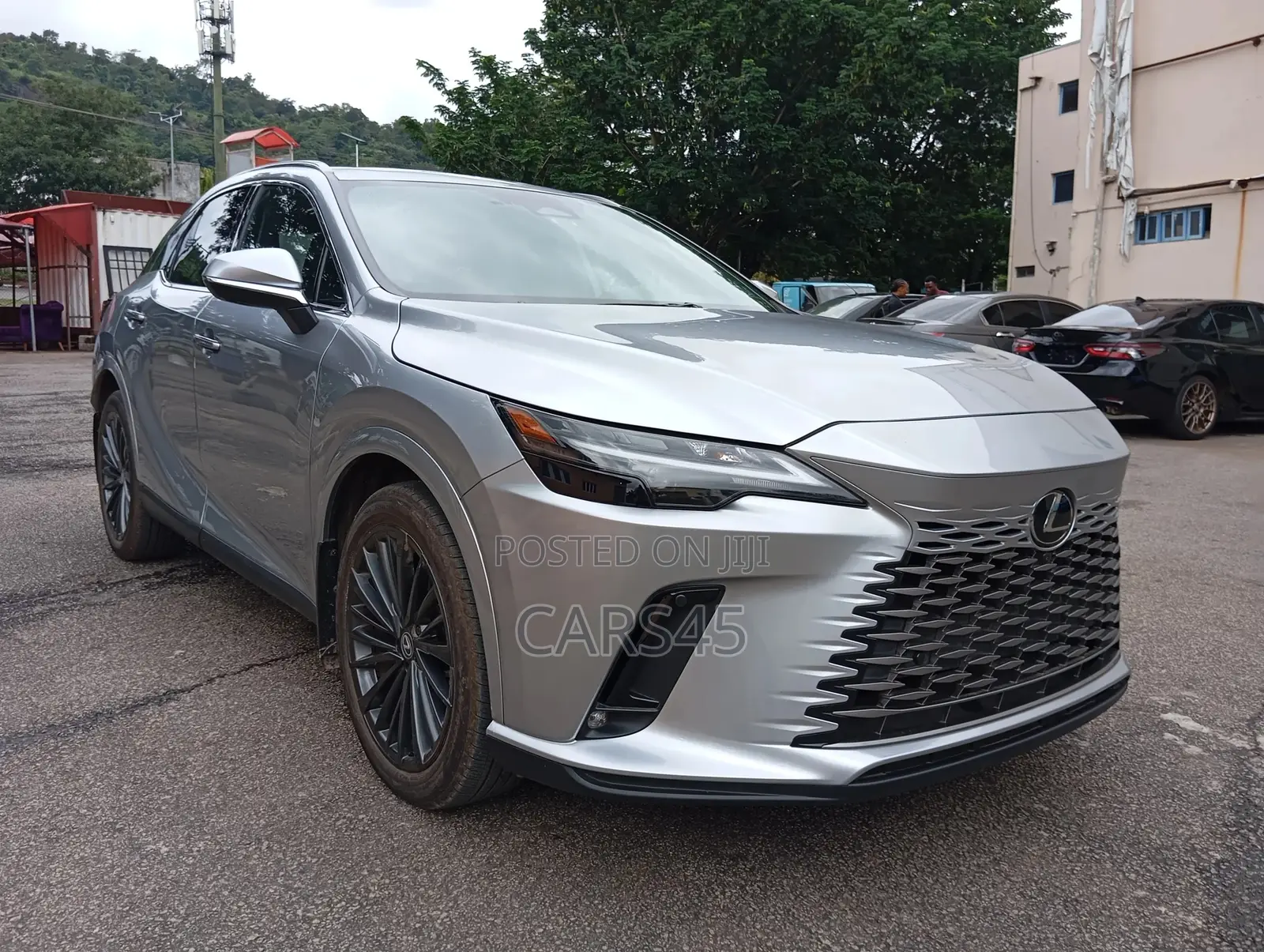 Lexus RX 2025 Silver