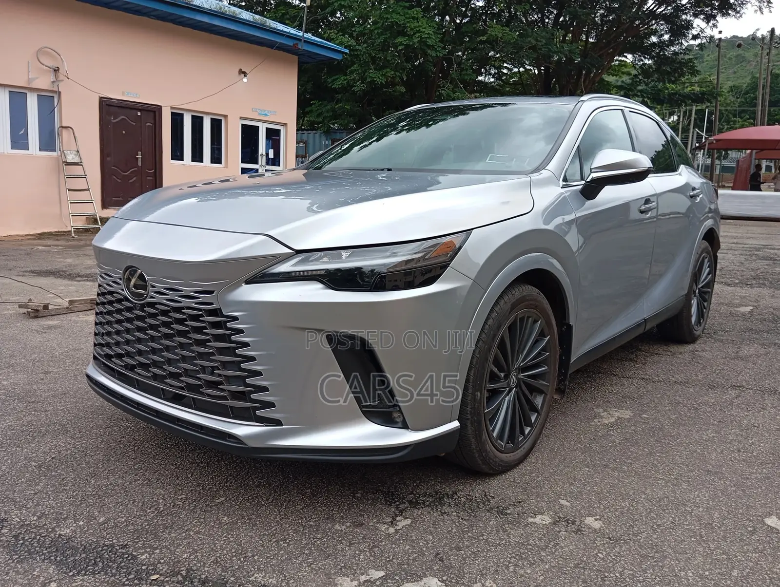 Lexus RX 2025 Silver