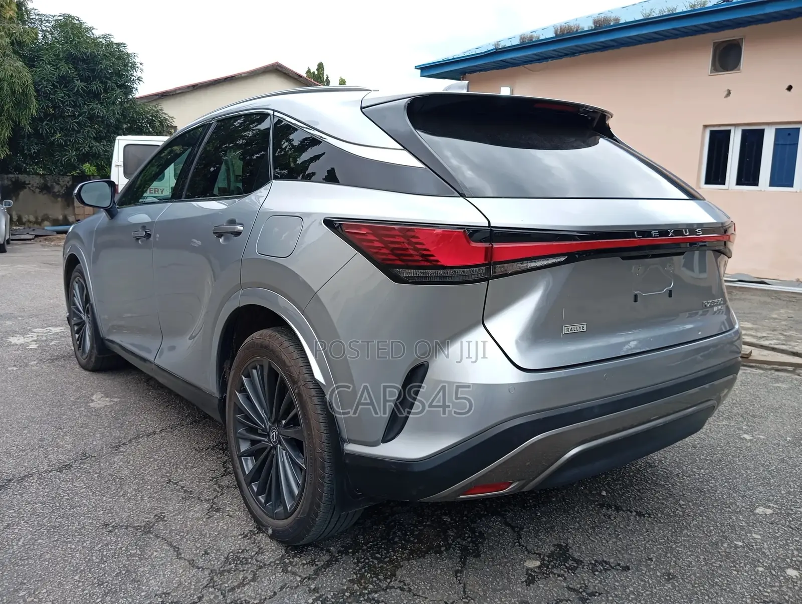 Lexus RX 2025 Silver