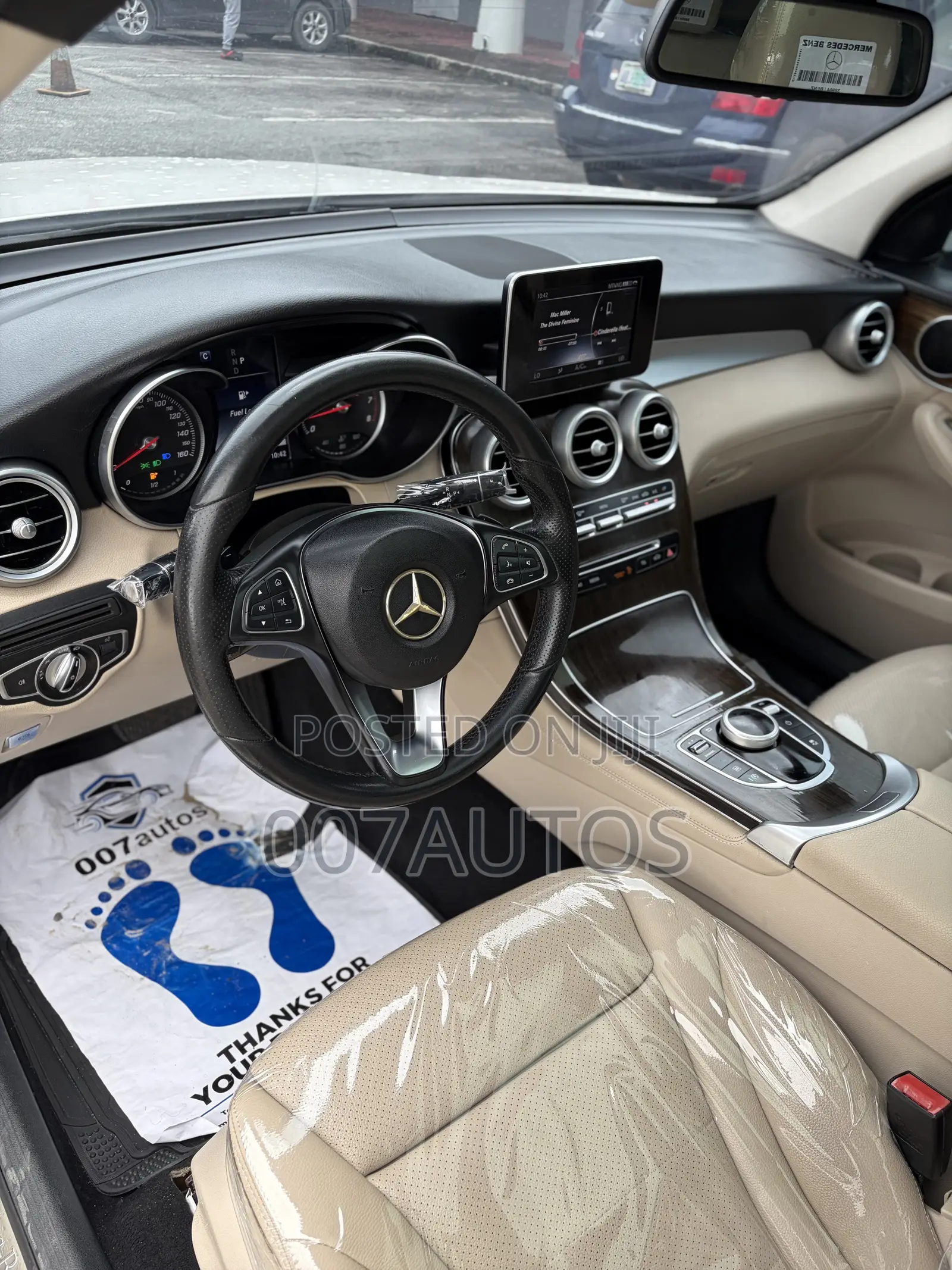 Mercedes-Benz GLC-Class 2017 White