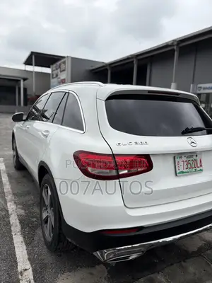 Mercedes-Benz GLC-Class 2017 White
