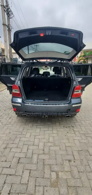 Mercedes-Benz GLK-Class 2009 Blue