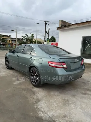 Toyota Camry 2010 Green