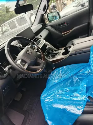 New Toyota Land Cruiser LC300 2025 Black