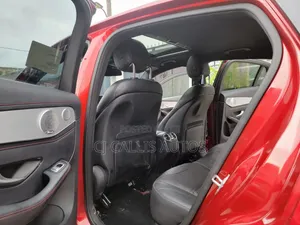 Mercedes-Benz GLC-Class 2019 Red