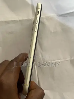 Apple iPhone 11 64 GB White