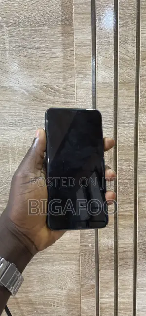 Apple iPhone 11 Pro Max 64 GB Black