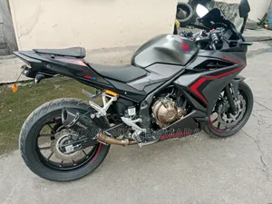 Honda CBR 2022 Beige