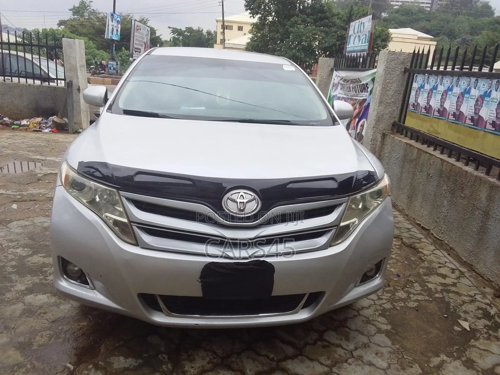 Toyota Venza 2011 Silver