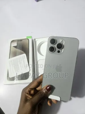 Apple iPhone 15 Pro Max 256 GB Silver