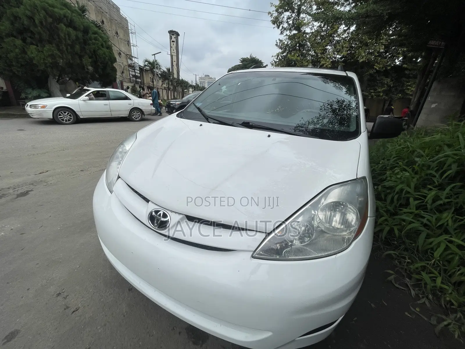Toyota Sienna 2006 White
