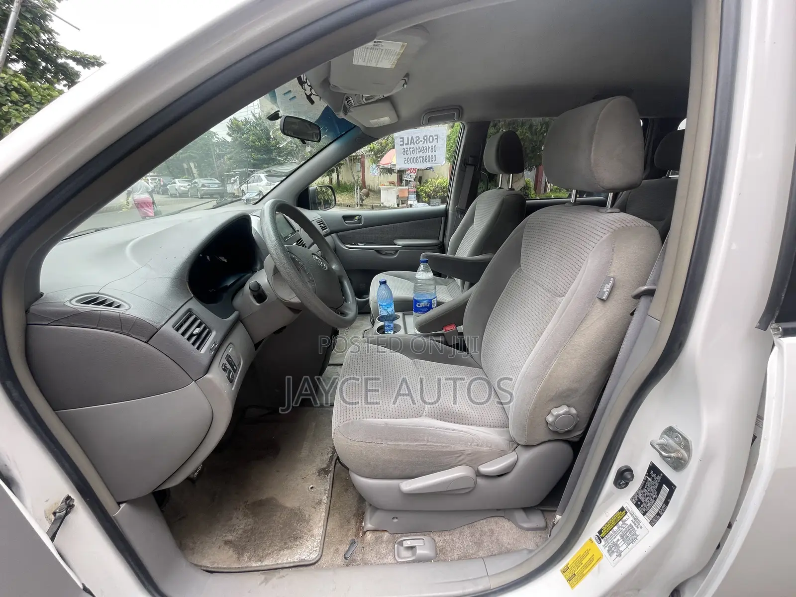 Toyota Sienna 2006 White