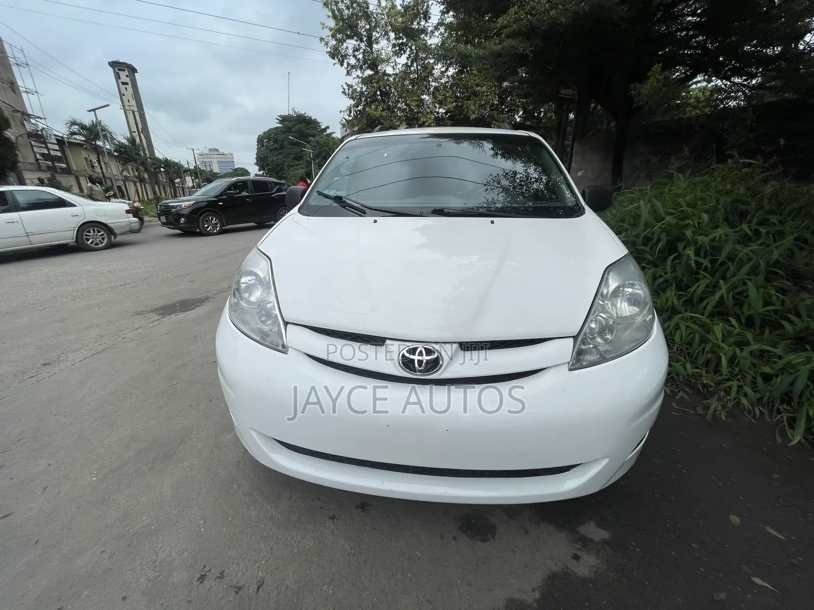 Toyota Sienna 2006 White