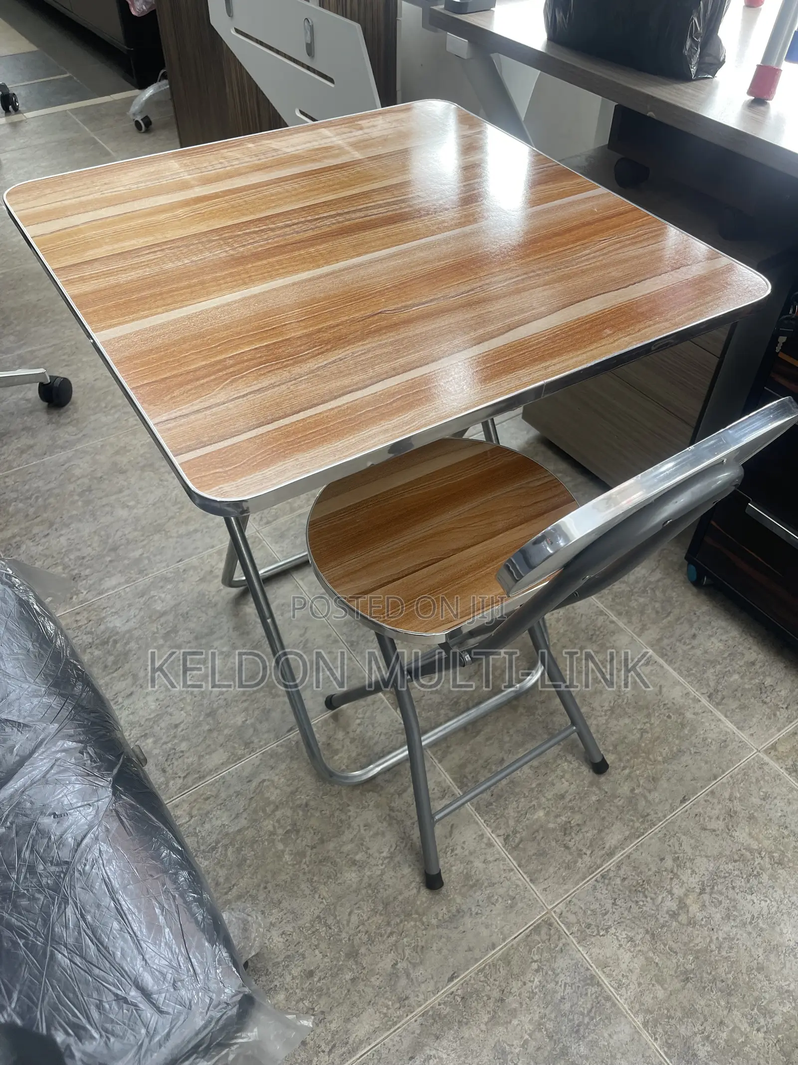 Foldabe Table With Chair /Schoos/Restaurants