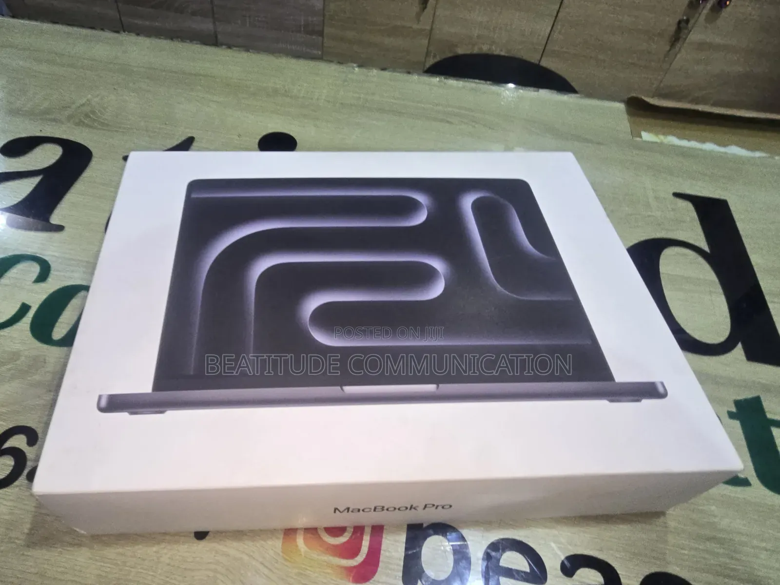 Laptop Apple MacBook Pro 2024 M4 Pro 24GB Apple M4 Pro SSD 512GB