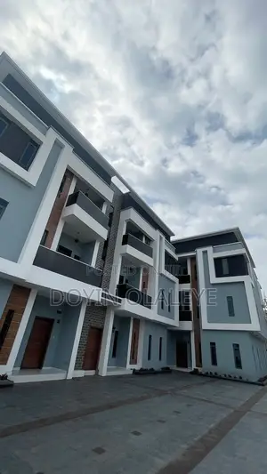 2bdrm Apartment in Peninsula Estate for sale