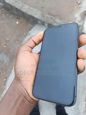 Apple iPhone 11 64 GB Gray