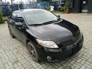 Toyota Corolla 2010 Black