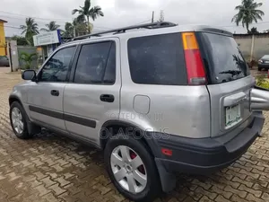 Honda CR-V 1999 Silver