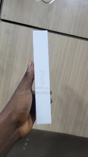 New Apple iPhone 18 Pro Max 256 GB Silver