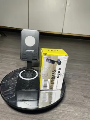 Phone Holder With Speaker