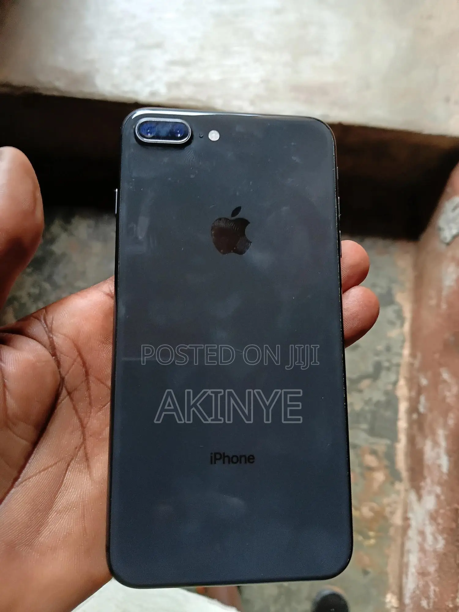 Apple iPhone 8 Plus 64 GB Black