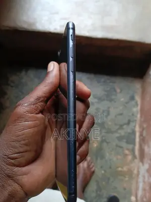 Apple iPhone 8 Plus 64 GB Black