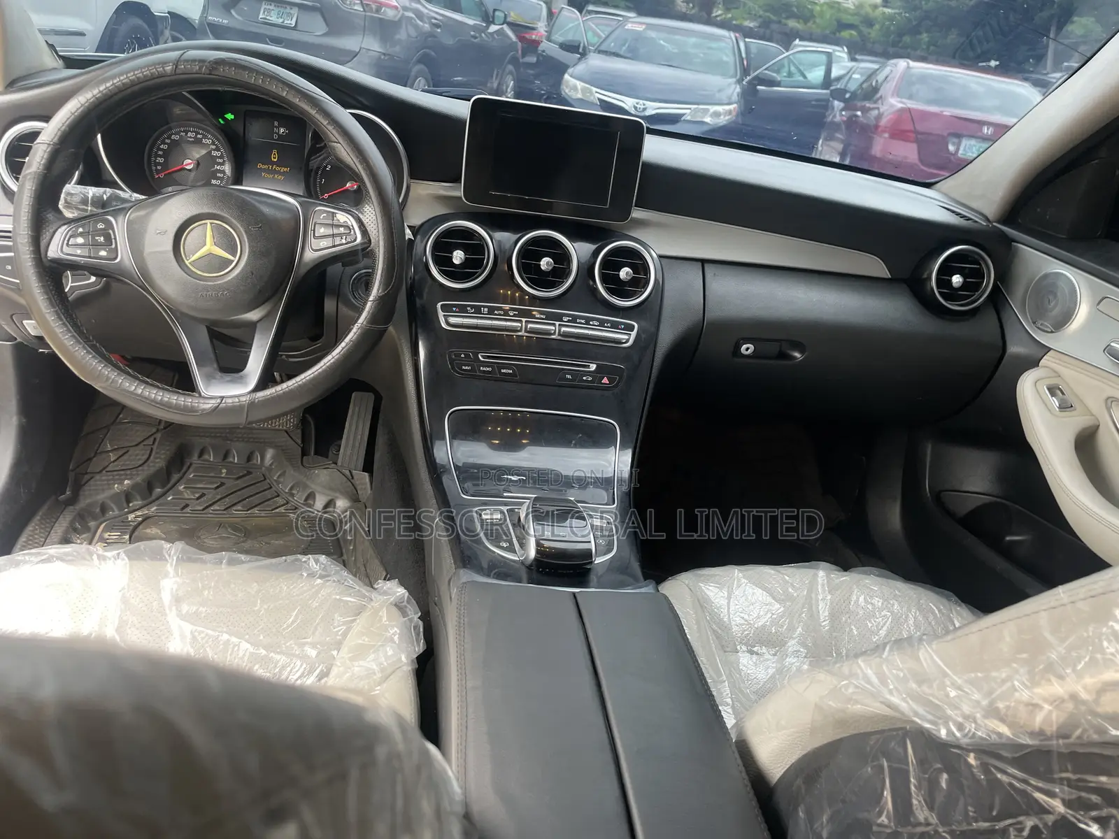 Mercedes-Benz C300 2017 White