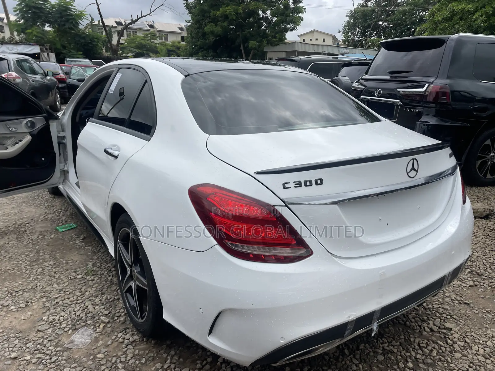Mercedes-Benz C300 2017 White
