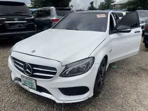 Mercedes-Benz C300 2017 White