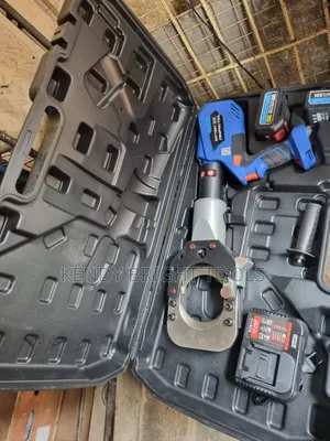 Cordless Cable Cutter 105mm