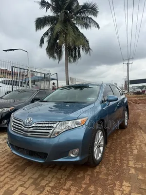 Toyota Venza LE 2011 Blue