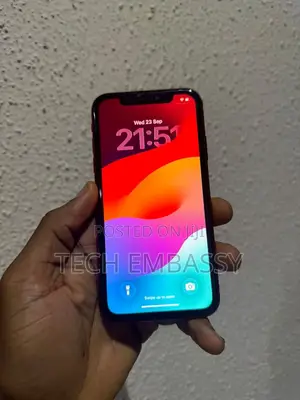 Apple iPhone 11 64 GB Red