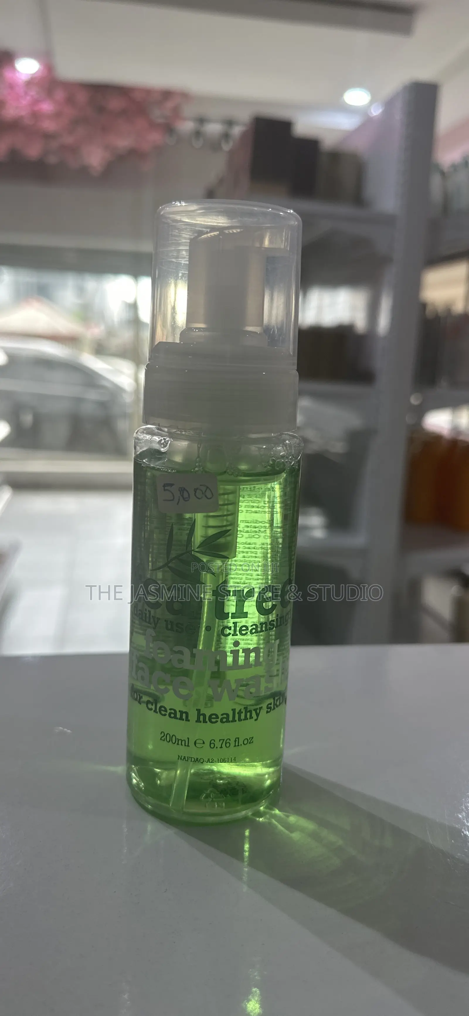 Tea Tree Foaming Face Wash