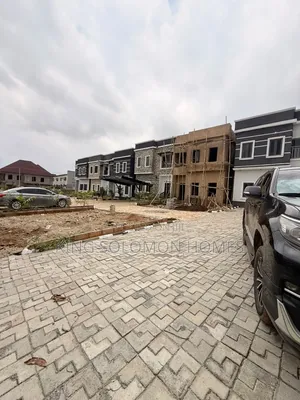 4bdrm Townhouse/Terrace in Life Camp for sale