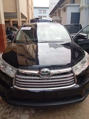 Toyota Highlander LE 4dr SUV (3.5L 6cyl 6A) 2015 Black