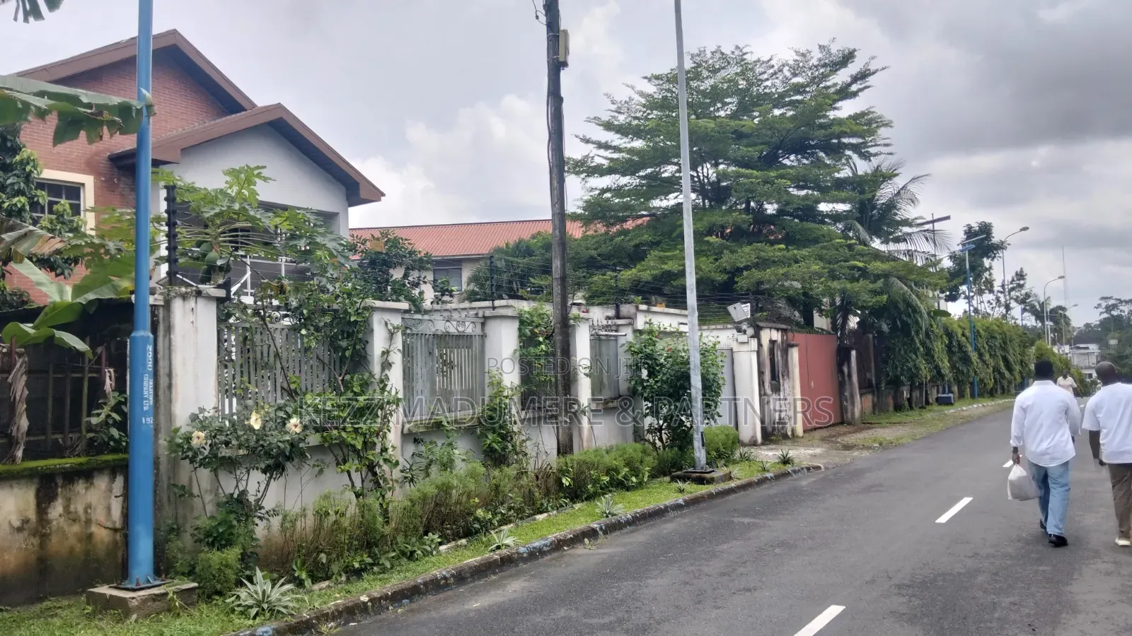 For Sale : Non Functional Hotel at Old Gra Port Harcourt