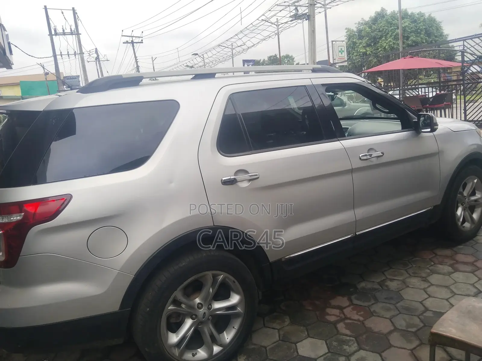 Ford Explorer 2013 Silver