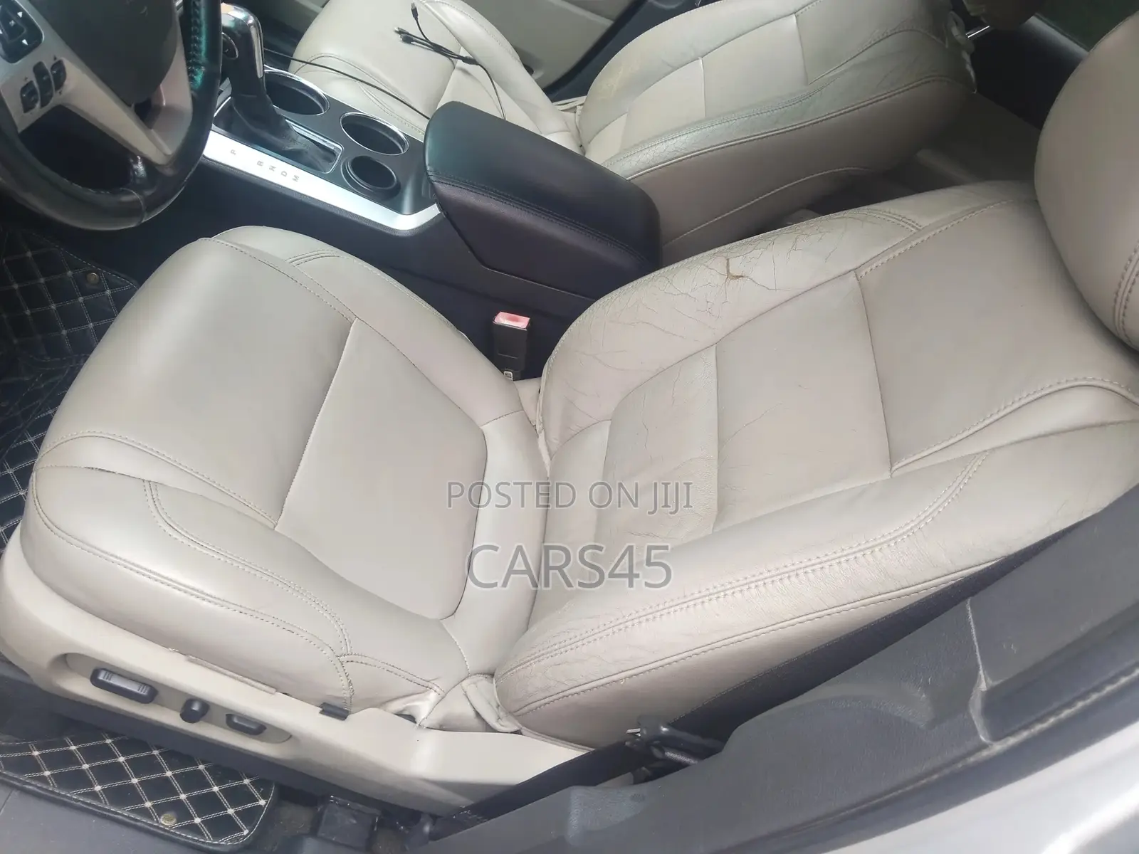 Ford Explorer 2013 Silver