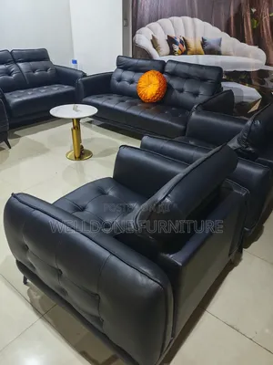 Modern Design Leather Sofa With 7seaters