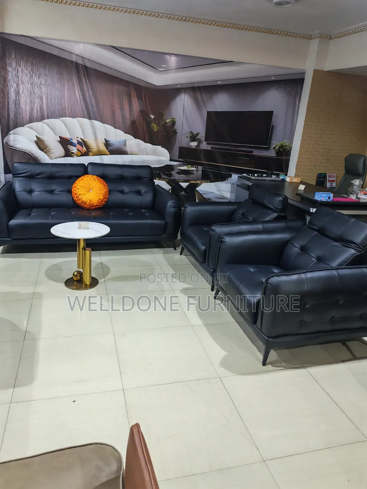 Modern Design Leather Sofa With 7seaters