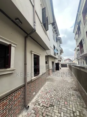 2bdrm Block of Flats in Ago Palace for rent