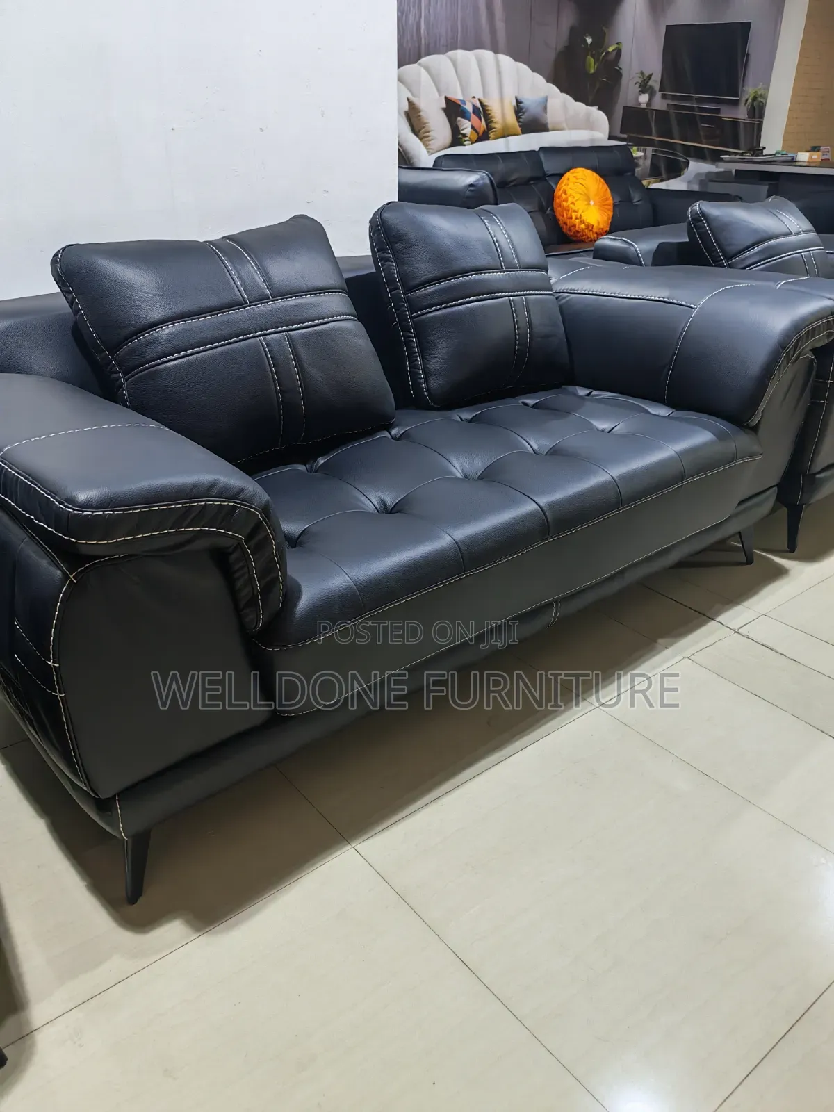 7seaters Black Leather Sofa With Movable Back
