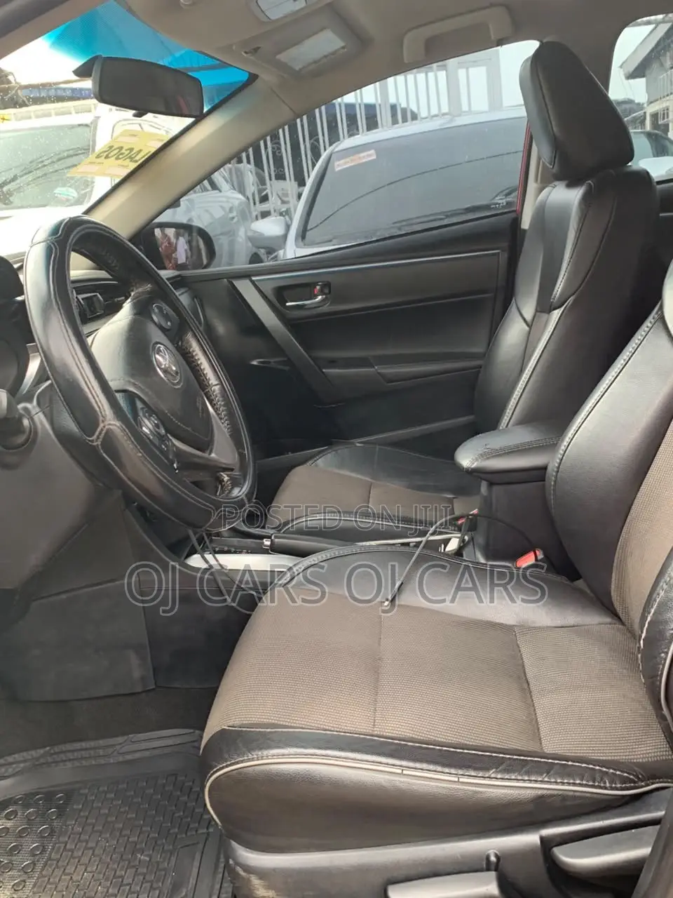Toyota Corolla 2016 Red