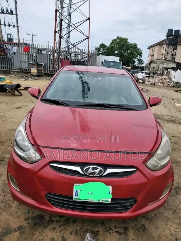 Hyundai Accent 2012 Red