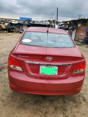 Hyundai Accent 2012 Red